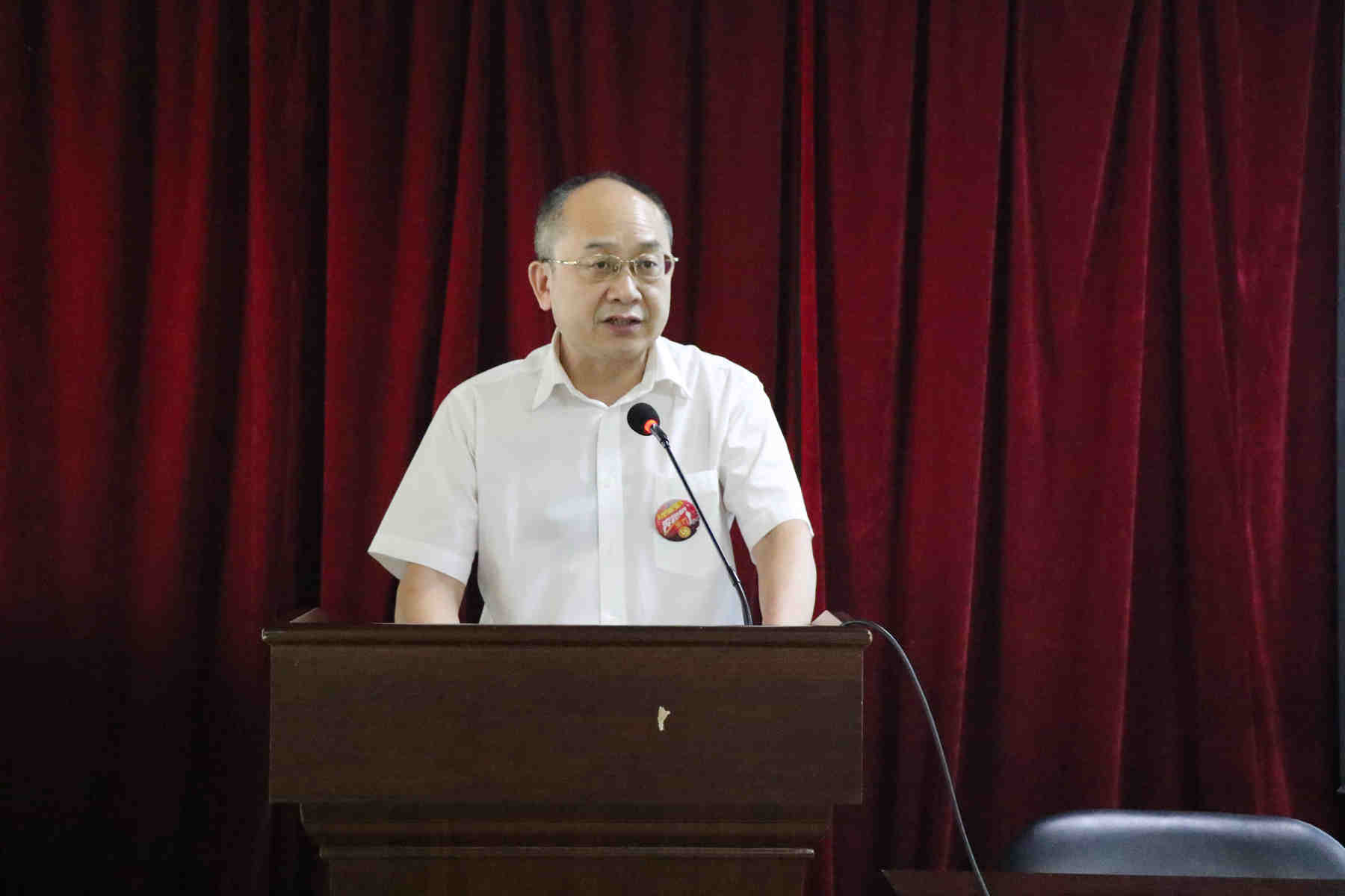 张总.JPG 张总.JPG