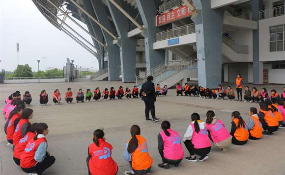 新闻用图6.jpg 新闻用图6.jpg