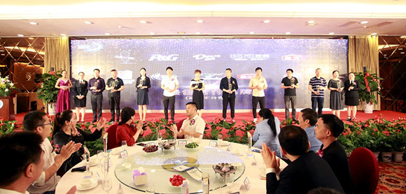 新闻用图5.jpg 新闻用图5.jpg